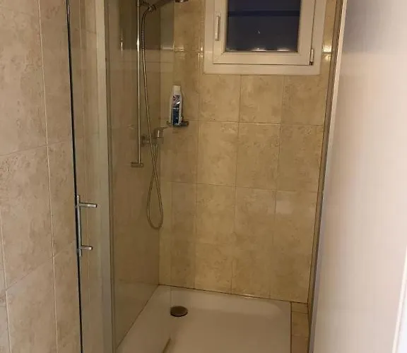 منزل للإقامة Grande Avec Salle De Bains Privative *