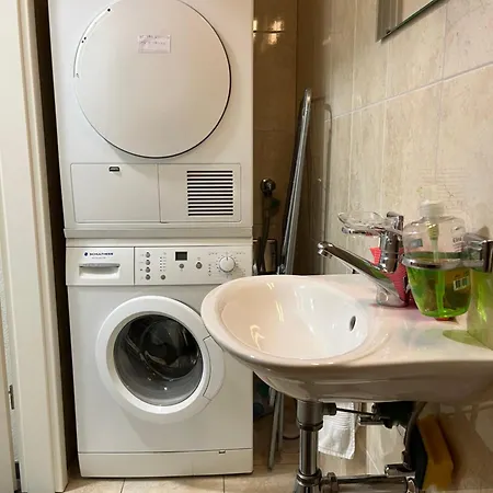 Grande Avec Salle De Bains Privative *